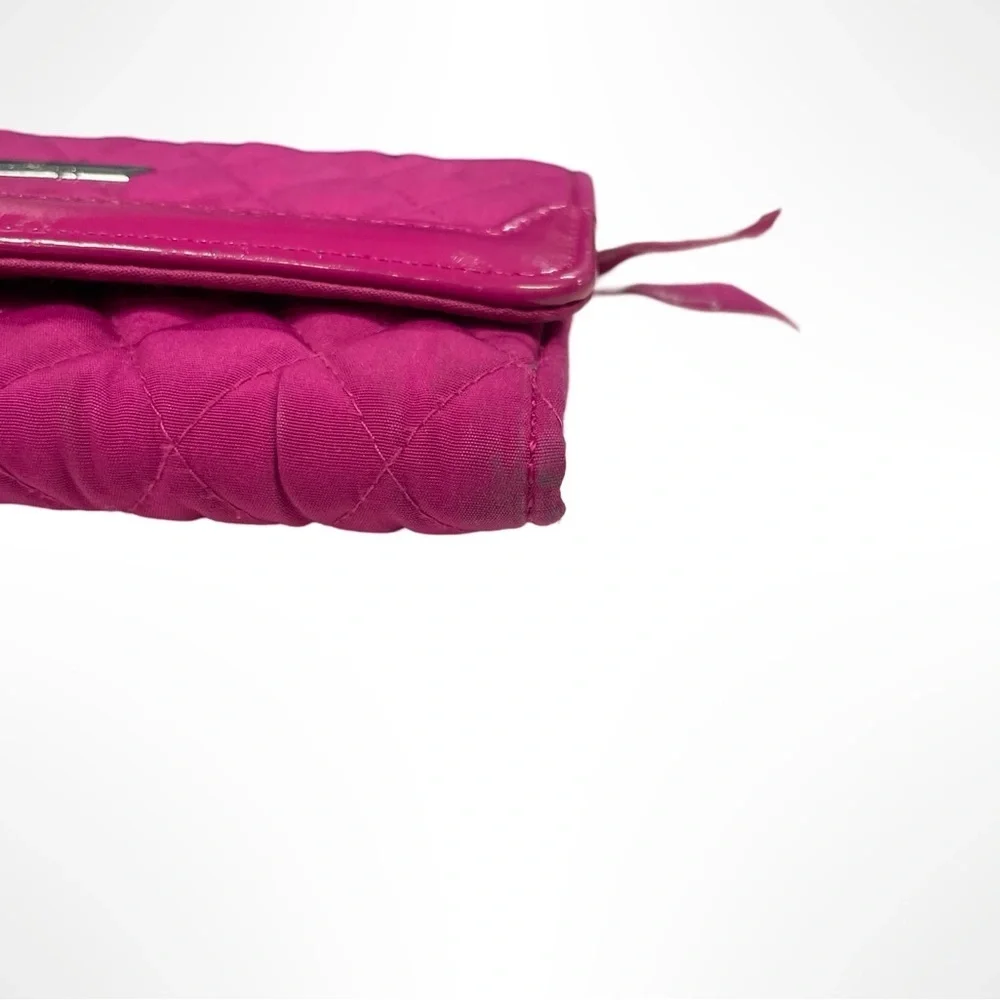 Vera Bradley‎ tri fold fuchsia wallet